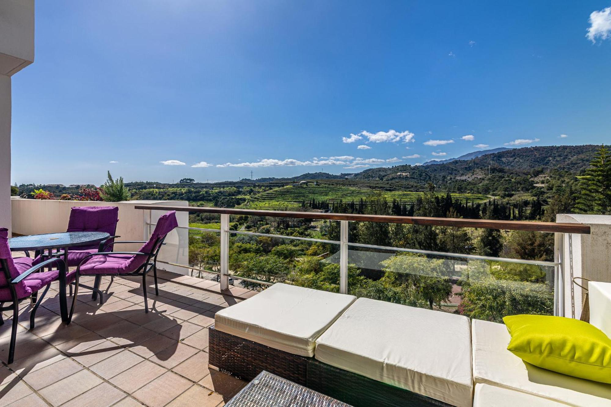 Rentitspain Charming Apartment: Parque Botanico & Country Club Apartment
