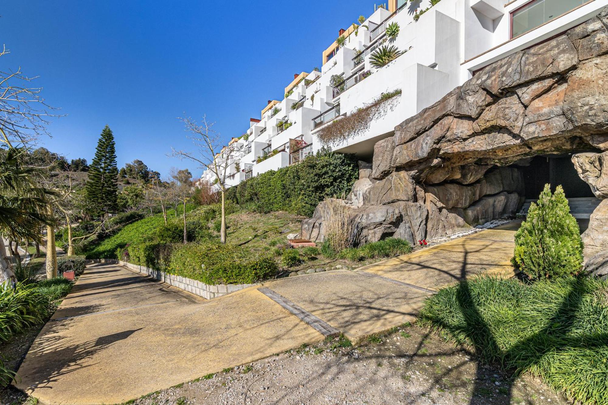 Rentitspain Charming Apartment: Parque Botanico & Country Club Apartment